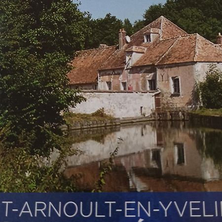 Appartement Cosy Et Chaleureux 圣阿尔努-昂伊夫林 外观 照片